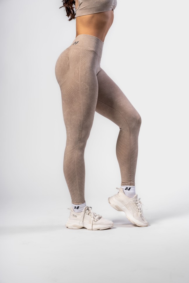 Леггинсы Nebbia High Waisted Push-Up Leggings TOTALLY SEAMLESS 303 Cream в Екатеринбурге в Екатеринбурге