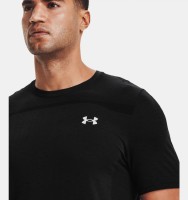 Футболка Under Armour UA Seamless SS 1361131-001 в Екатеринбурге  в Екатеринбурге 