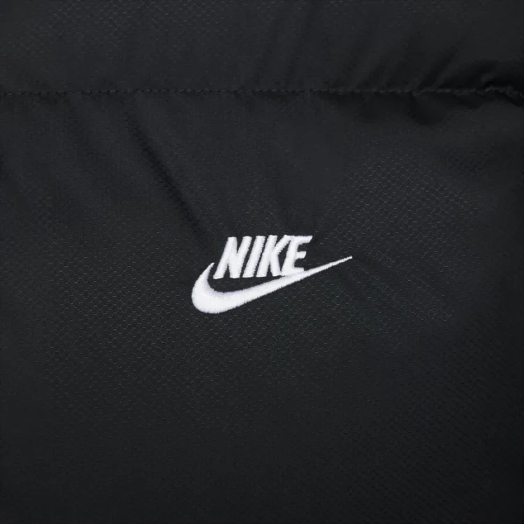 NIKE M NK CLUB PUFFER JKT FB7368 010 31 990 IQON.RU