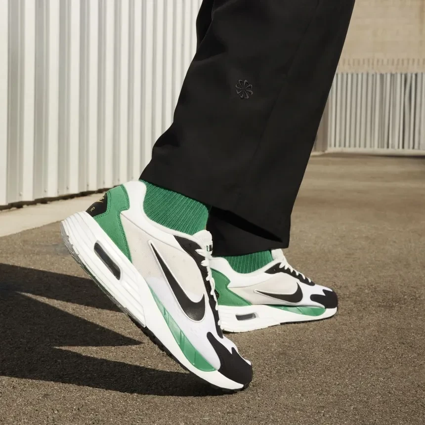 Кроссовки Nike Air Max Solo DX3666-102 в Екатеринбурге  в Екатеринбурге 