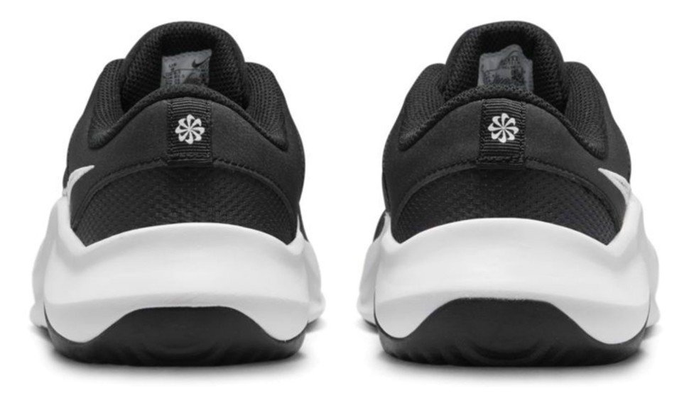 Кроссовки Nike Legend Essential 3 DM1119-001 в Екатеринбурге  в Екатеринбурге 