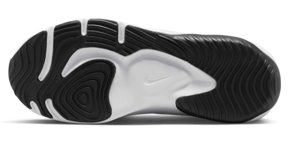 Кроссовки Nike Legend Essential 3 DM1119-001 в Екатеринбурге  в Екатеринбурге 