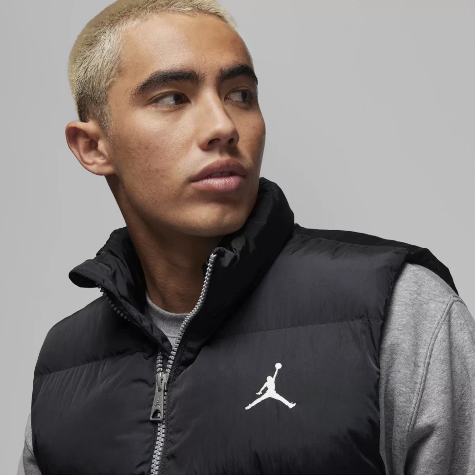 Жилет Nike Jordan AS M JORDAN ESS STMT ECO VEST FB7308-010 в Екатеринбурге  в Екатеринбурге 
