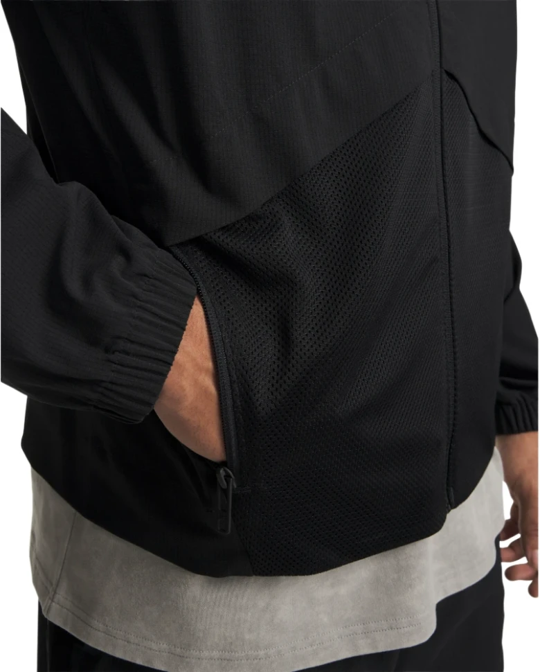 Ветровка Under Armour Unstoppable Airvent Jkt 6009365-001 в Екатеринбурге  в Екатеринбурге 