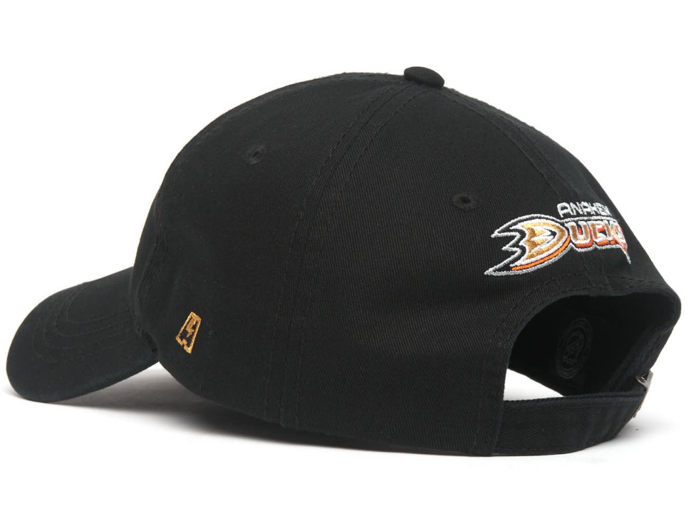 Бейсболка ATRIBUTIKA & CLUB Anaheim Ducks, черн. 31648 в Екатеринбурге в Екатеринбурге