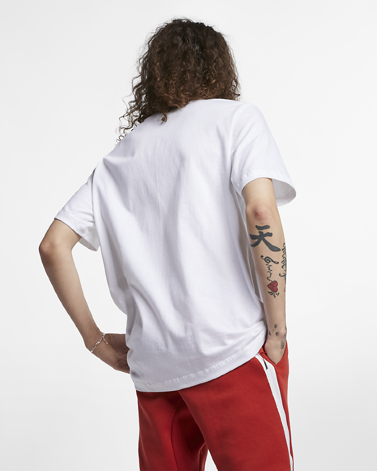 Футболка Nike Sportswear Club AR4997-101 в Екатеринбурге  в Екатеринбурге 