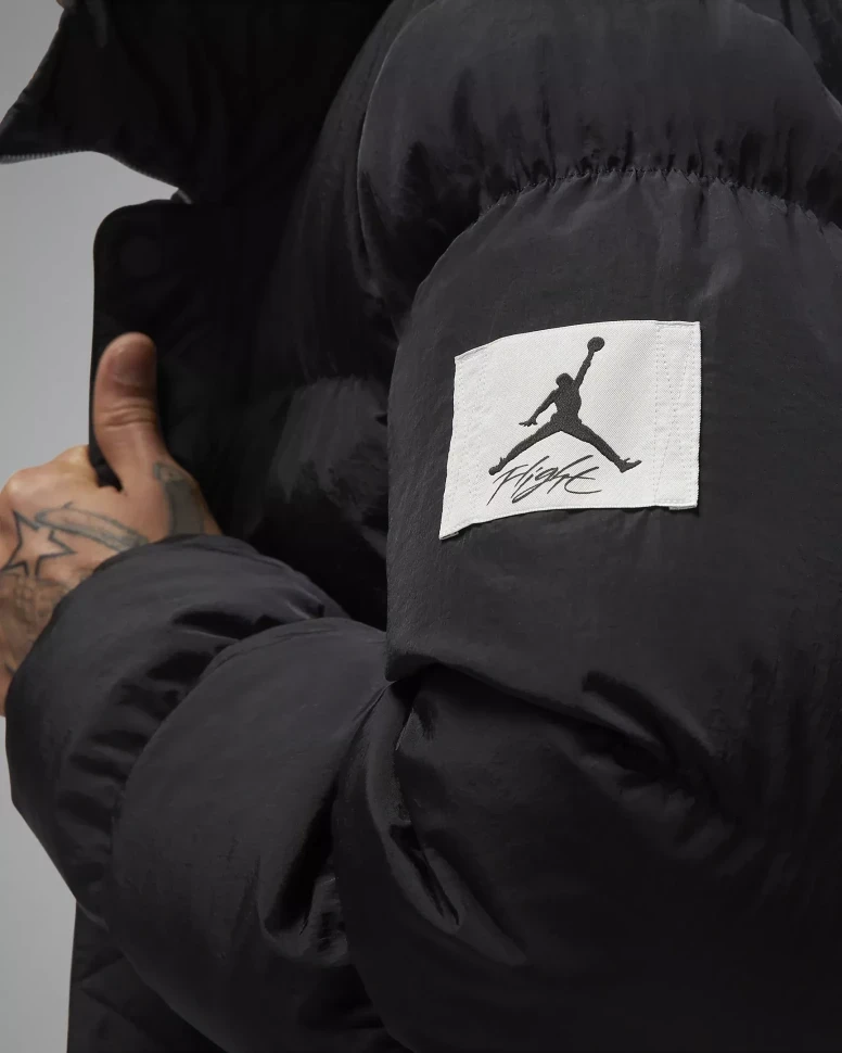 Куртка Nike Air Jordan Essential Hooded Down Jacket DQ7347-010 в Екатеринбурге  в Екатеринбурге 