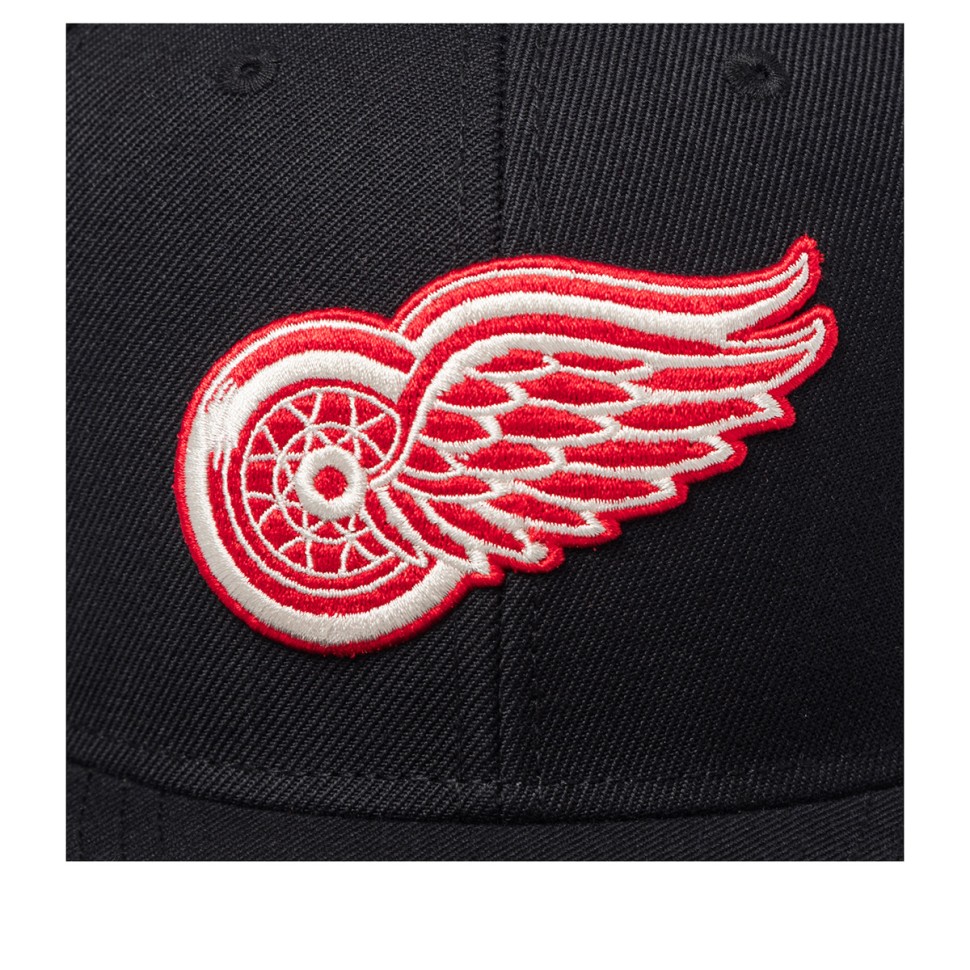 Бейсболка AMERICAN NEEDLE 21006A-DRW Detroit Red Wings Archive 400 NHL (черный) 06-854-09-00 в Екатеринбурге в Екатеринбурге