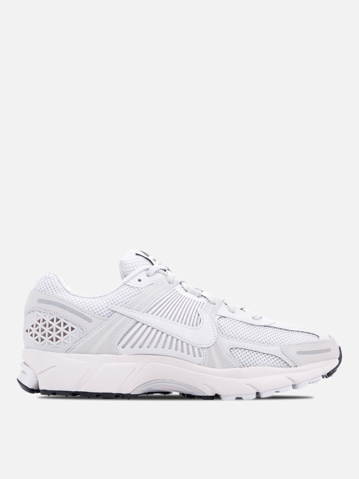 Кроссовки NIKE ZOOM VOMERO 5 SP BV1358-001 в Екатеринбурге в Екатеринбурге