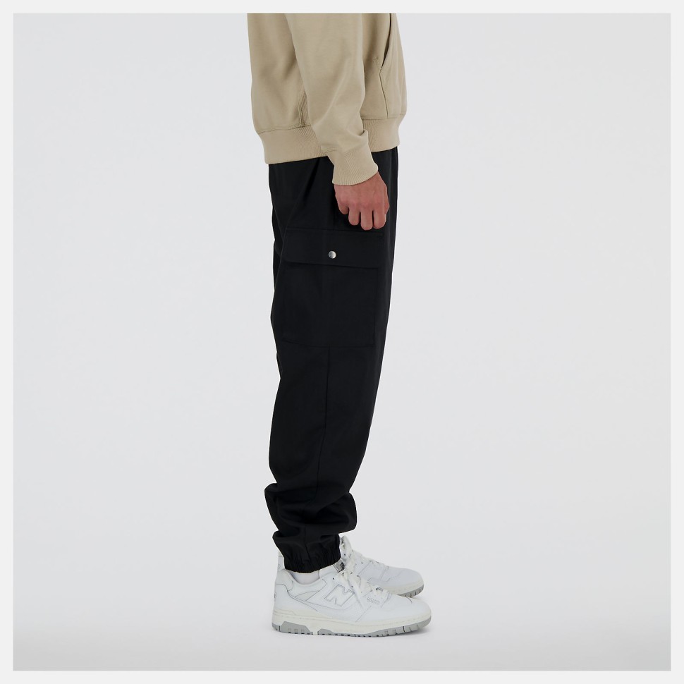 Брюки New Balance Icon Twill Cargo Jogger MP41579BK в Екатеринбурге в Екатеринбурге