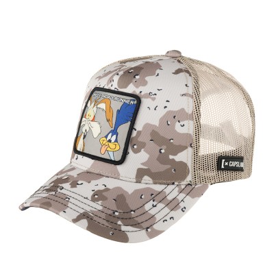Бейсболка CAPSLAB Looney Tunes Wile E. Coyote and Road CL/LOO10/1/CT/BBC (беж-кам) 88-578-02-00