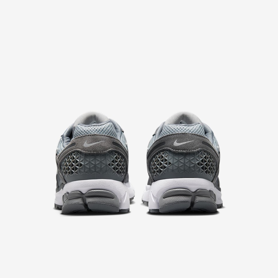 Кроссовки NIKE ZOOM VOMERO 5 SDE HF1553-003 в Екатеринбурге в Екатеринбурге