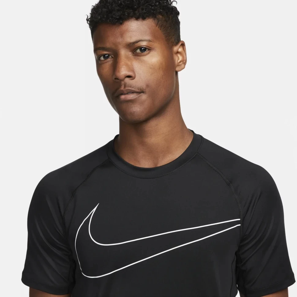 Nike top ss top