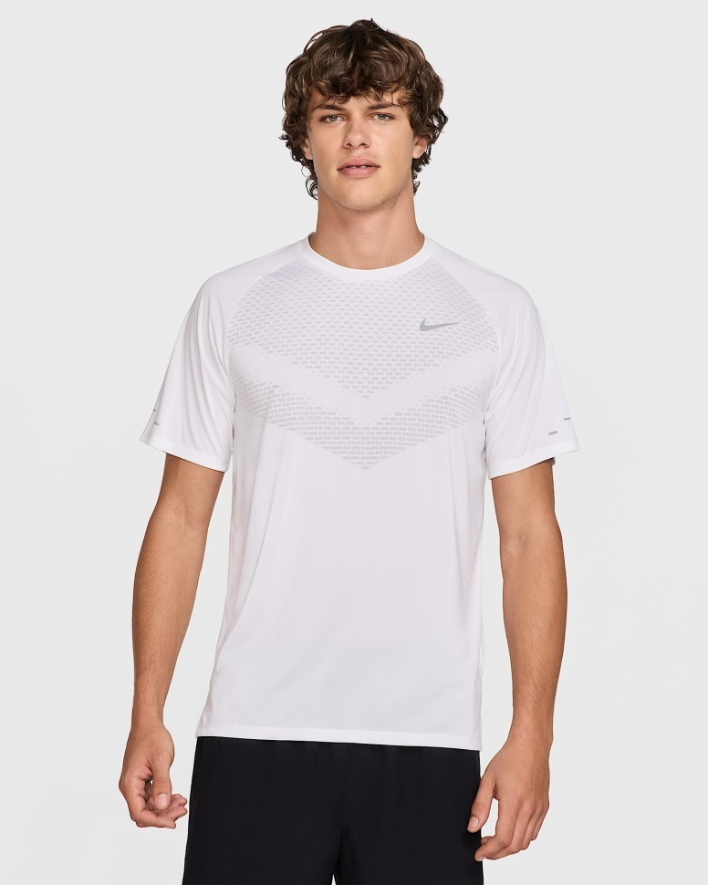 Футболка NIKE M NK DFADV STRIDE SS TOP HV5203-100 в Екатеринбурге  в Екатеринбурге 
