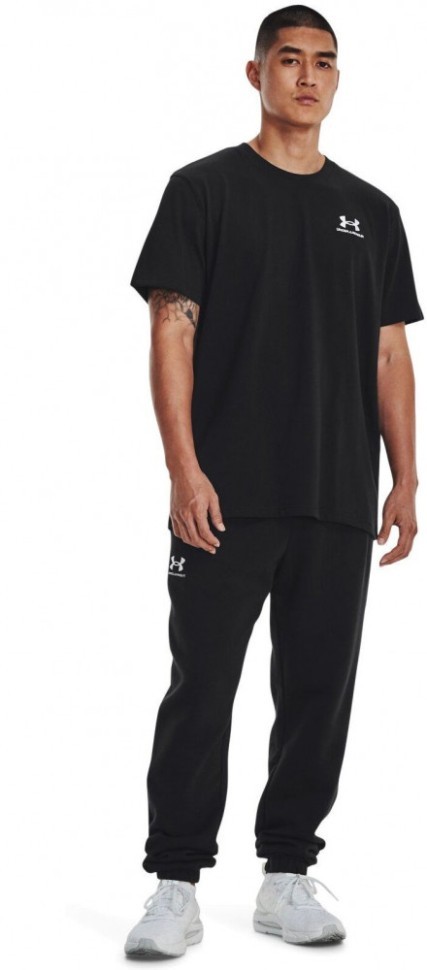 Футболка Under Armour UA LOGO EMB HEAVYWEIGHT SS-BLK 1373997-001 в Екатеринбурге  в Екатеринбурге 