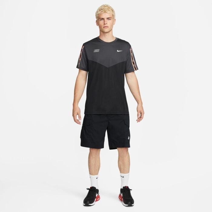 Футболка Nike M Nsw Repeat Sw Pk Tee 1 DX2301-010 в Екатеринбурге  в Екатеринбурге 