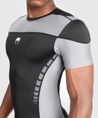Футболка Venum Tempest Men&#039;s Short Sleeve Rashguard - Black/Grey VEN05203-109