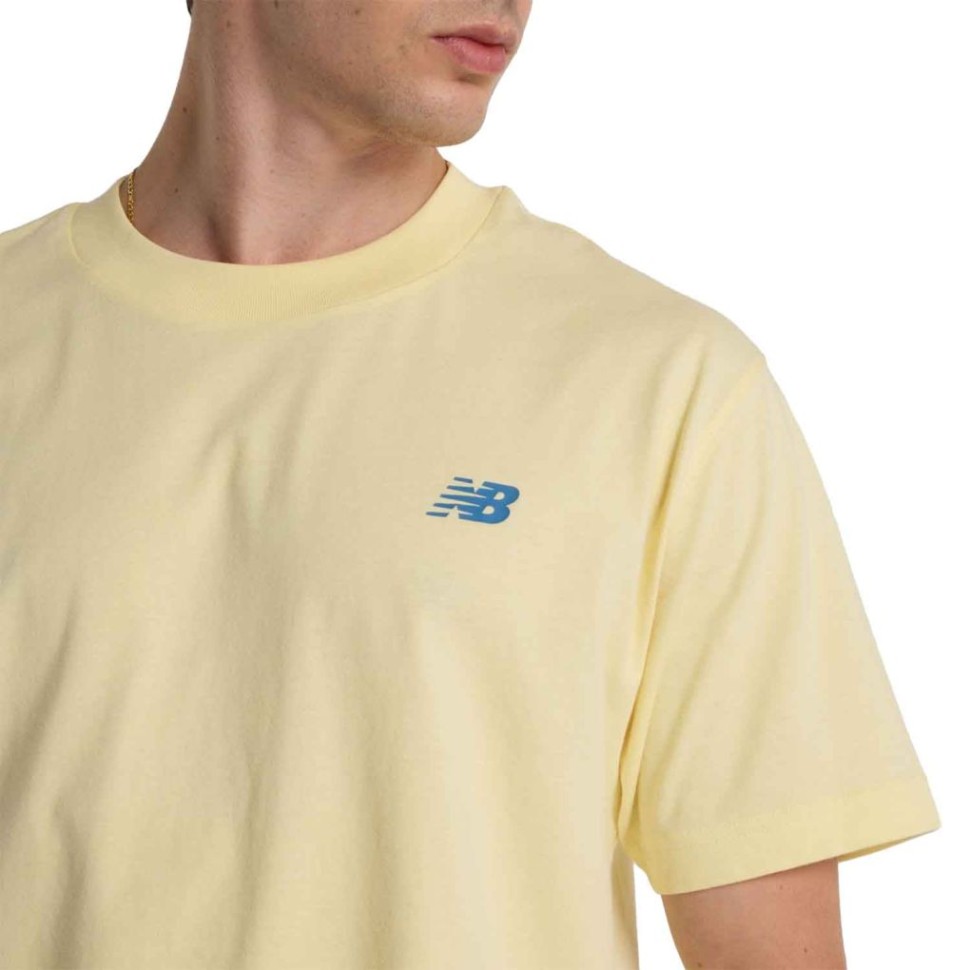Футболка New Balance Sport Essentials Logo PARCHMENT MT41580PRC в Екатеринбурге  в Екатеринбурге 