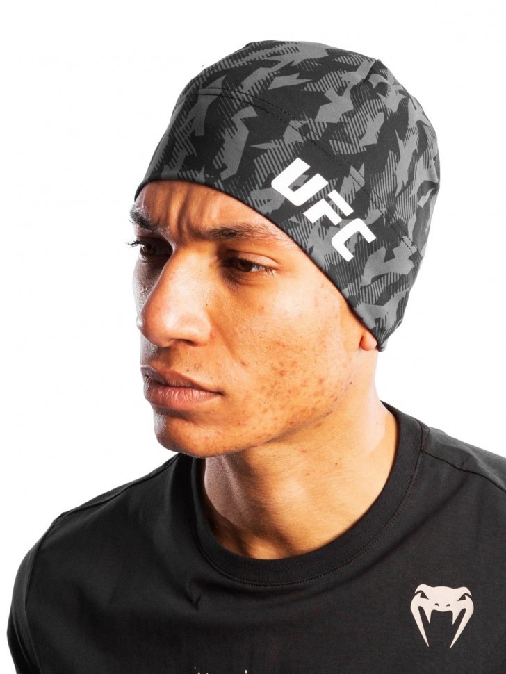 Шапка UFC Venum Fight Week Black 04597