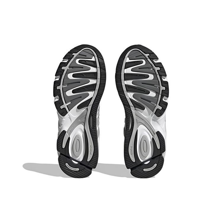 Кроссовки Adidas RESPONSE CL W ID4290 в Екатеринбурге в Екатеринбурге