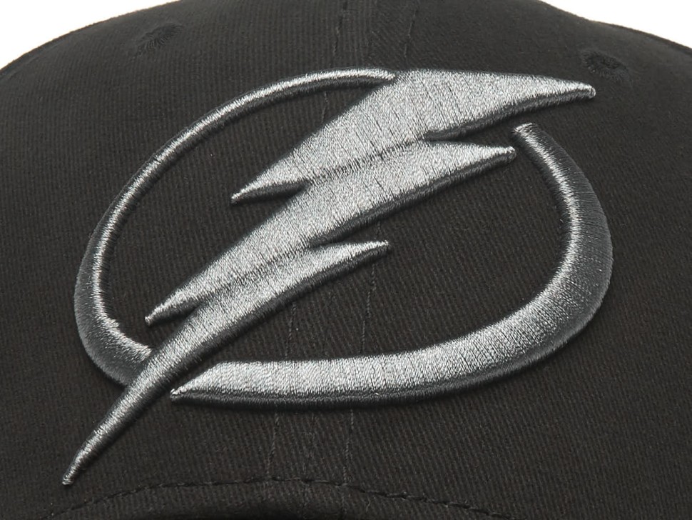 Бейсболка ATRIBUTIKA & CLUB Tampa Bay Lightning, черн. 31606 в Екатеринбурге  в Екатеринбурге 