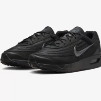 Кроссовки NIKE AIR MAX VERSE LE HV4415-100 в Екатеринбурге  в Екатеринбурге 