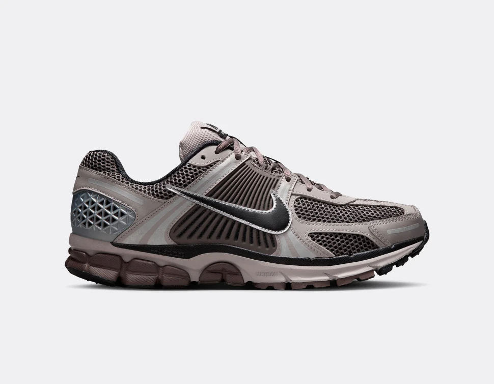 Кроссовки Nike ZOOM VOMERO 5 FB9149-005