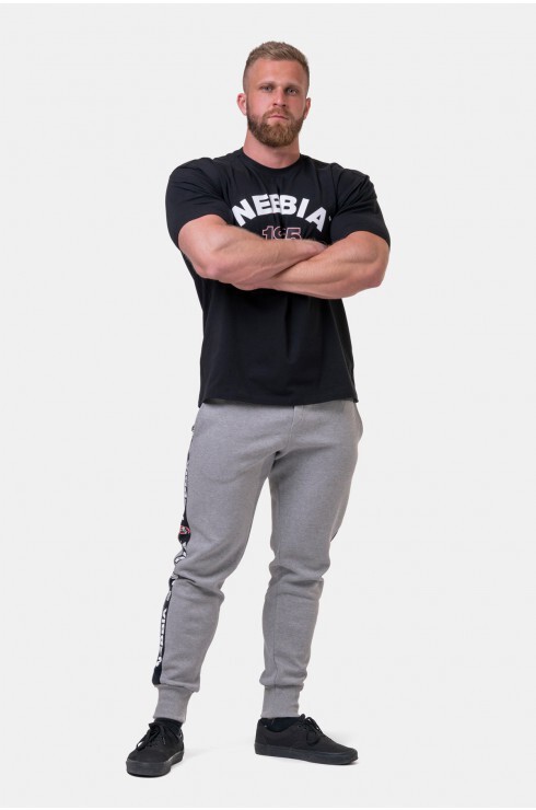Футболка Nebbia Golden Era T-shirt 192 Black в Екатеринбурге  в Екатеринбурге 