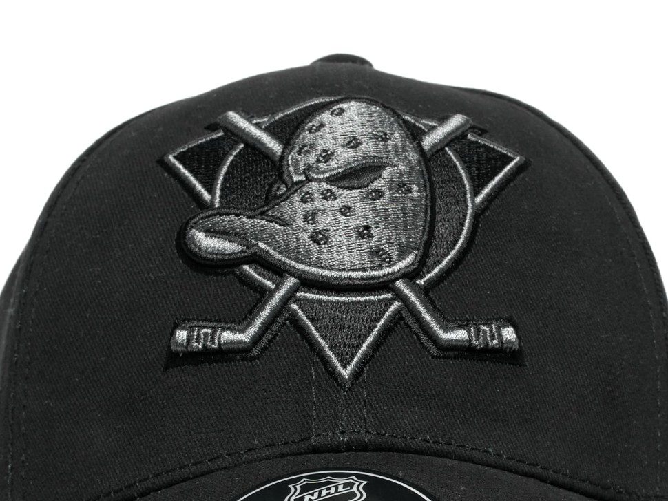 Бейсболка ATRIBUTIKA & CLUB Anaheim Ducks, черн. 32255 в Екатеринбурге  в Екатеринбурге 