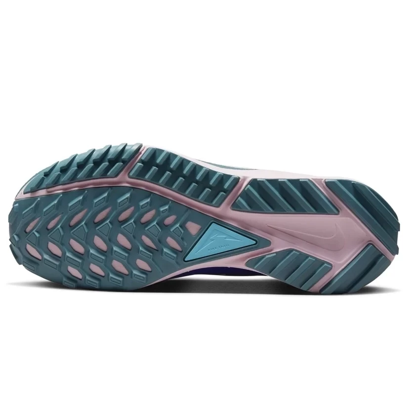 Кроссовки Nike W REACT PEGASUS TRAIL 4 GTX DJ7929-100 в Екатеринбурге  в Екатеринбурге 