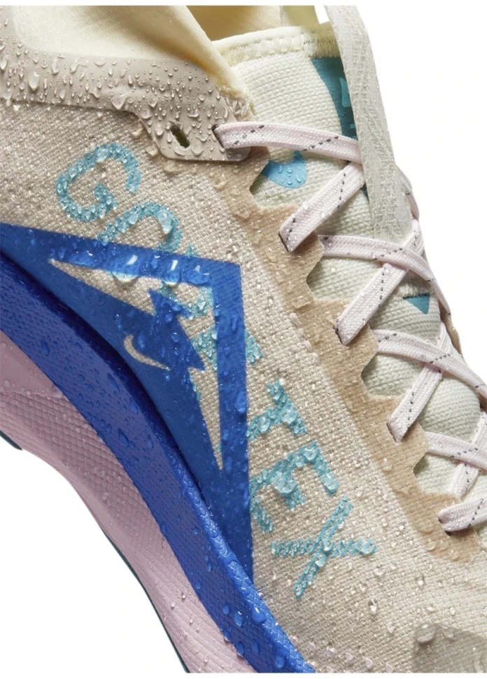 Кроссовки Nike W REACT PEGASUS TRAIL 4 GTX DJ7929-100 в Екатеринбурге  в Екатеринбурге 