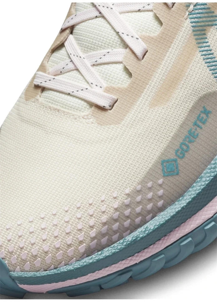 Кроссовки Nike W REACT PEGASUS TRAIL 4 GTX DJ7929-100 в Екатеринбурге  в Екатеринбурге 