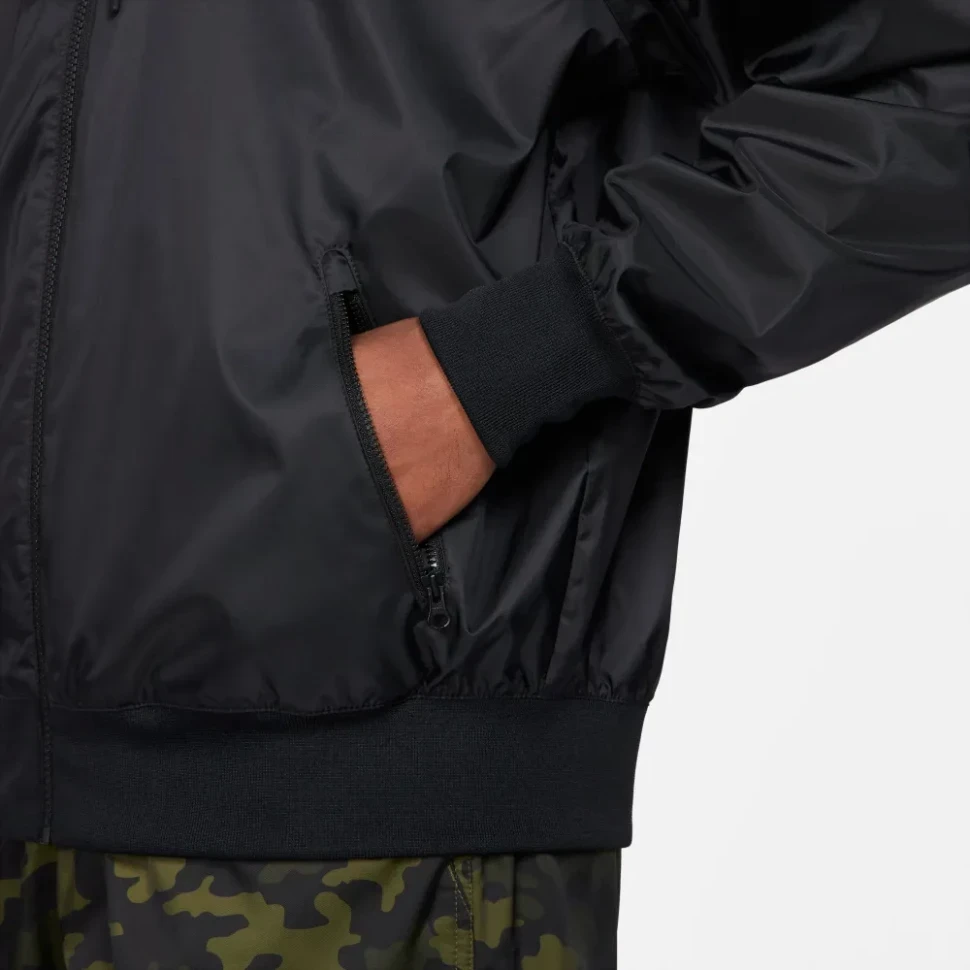 Ветровка Nike M Nk Wvn Lnd Wr Hd Jkt DA0001-010 в Екатеринбурге  в Екатеринбурге 