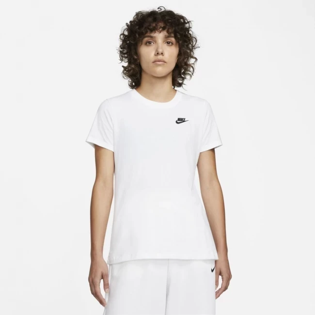 Nike club tee sales