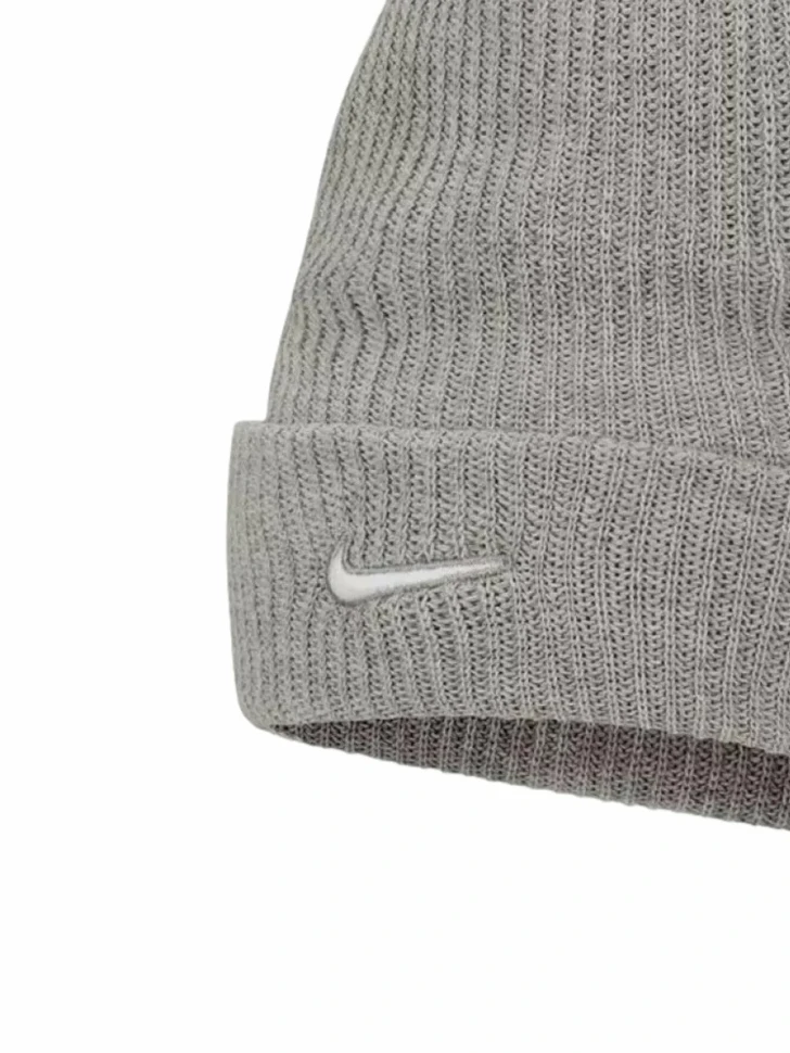 Шапка Nike U NSW CUFF BEANIE FUT FLASH FS FB6525-010 в Екатеринбурге  в Екатеринбурге 