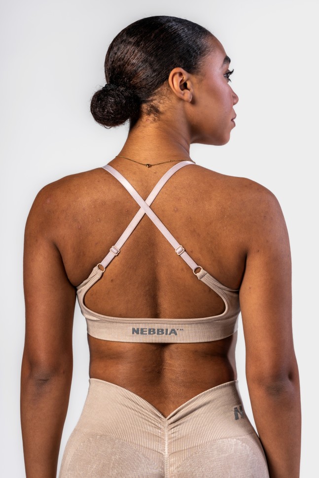 Топ Nebbia Medium-Support Sports Bra TOTALLY SEAMLESS 305 Cream в Екатеринбурге в Екатеринбурге