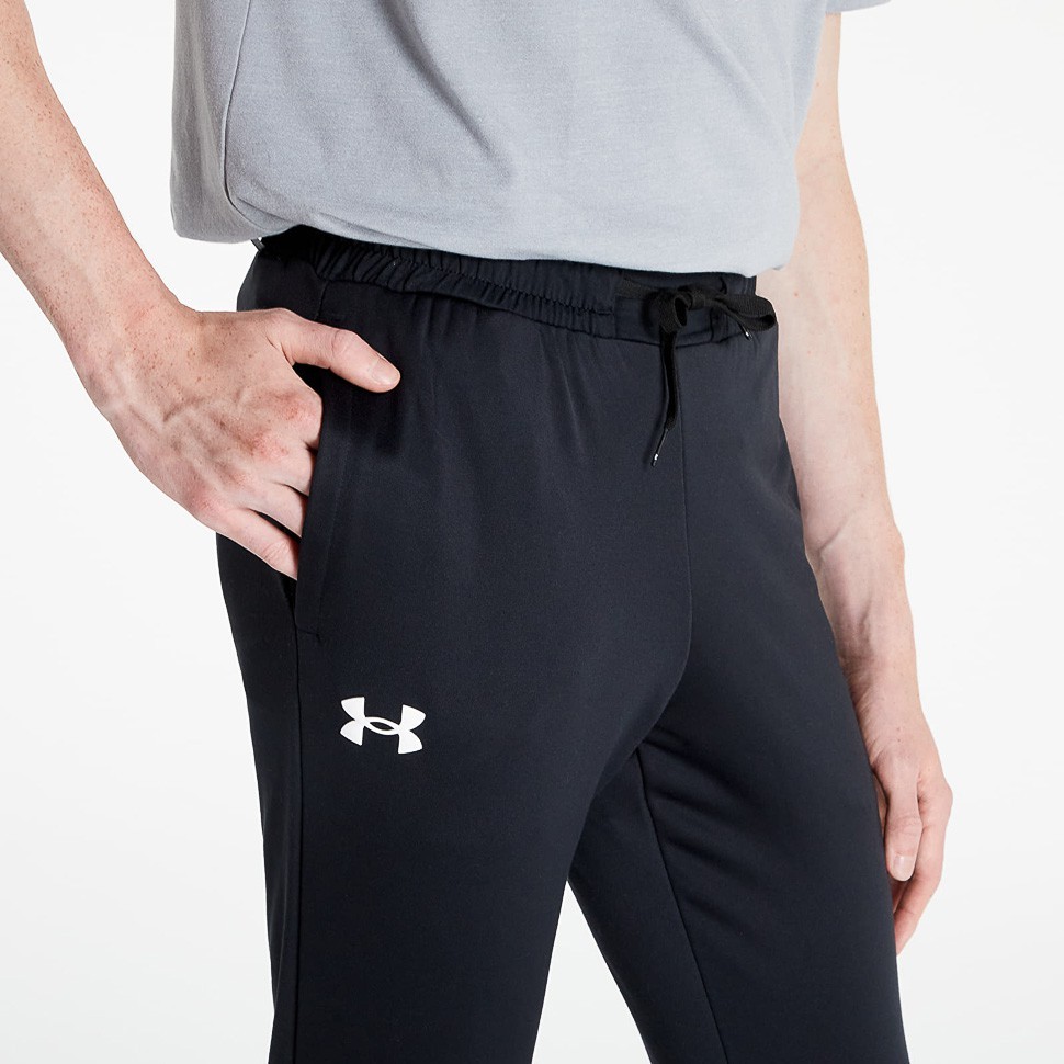 Брюки Under Armour UA ARMOUR TERRY PANT 1366265-001 в Екатеринбурге  в Екатеринбурге 