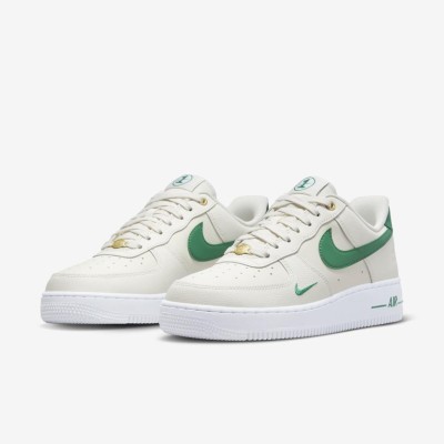 Кроссовки Nike Air Force 1 &#039;07 LV8 DQ7658-101