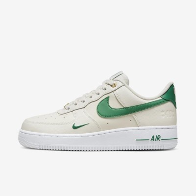 Кроссовки Nike Air Force 1 &#039;07 LV8 DQ7658-101