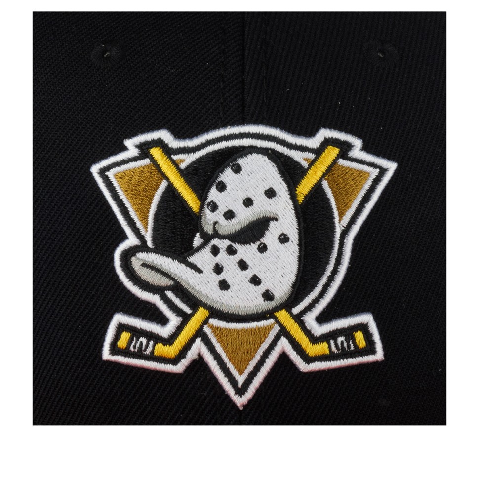 Бейсболка AMERICAN NEEDLE 42412B-AMD Anaheim Mighty Ducks 400 Series NHL (черн оранж) 06-960-85-00 в Екатеринбурге в Екатеринбурге