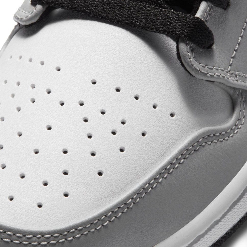 Кроссовки Nike air jordan 1 low  Light smoke grey 553558-030 в Екатеринбурге  в Екатеринбурге 