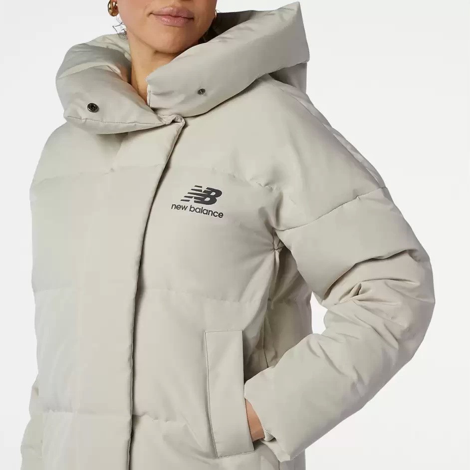 Куртка New Balance WJ13503/TWF в Екатеринбурге  в Екатеринбурге 