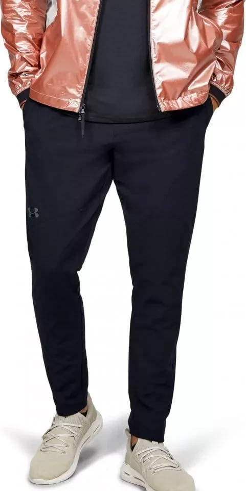 Брюки Under Armour UA Unstoppable Tapered Pants 6003861-001 в Екатеринбурге в Екатеринбурге